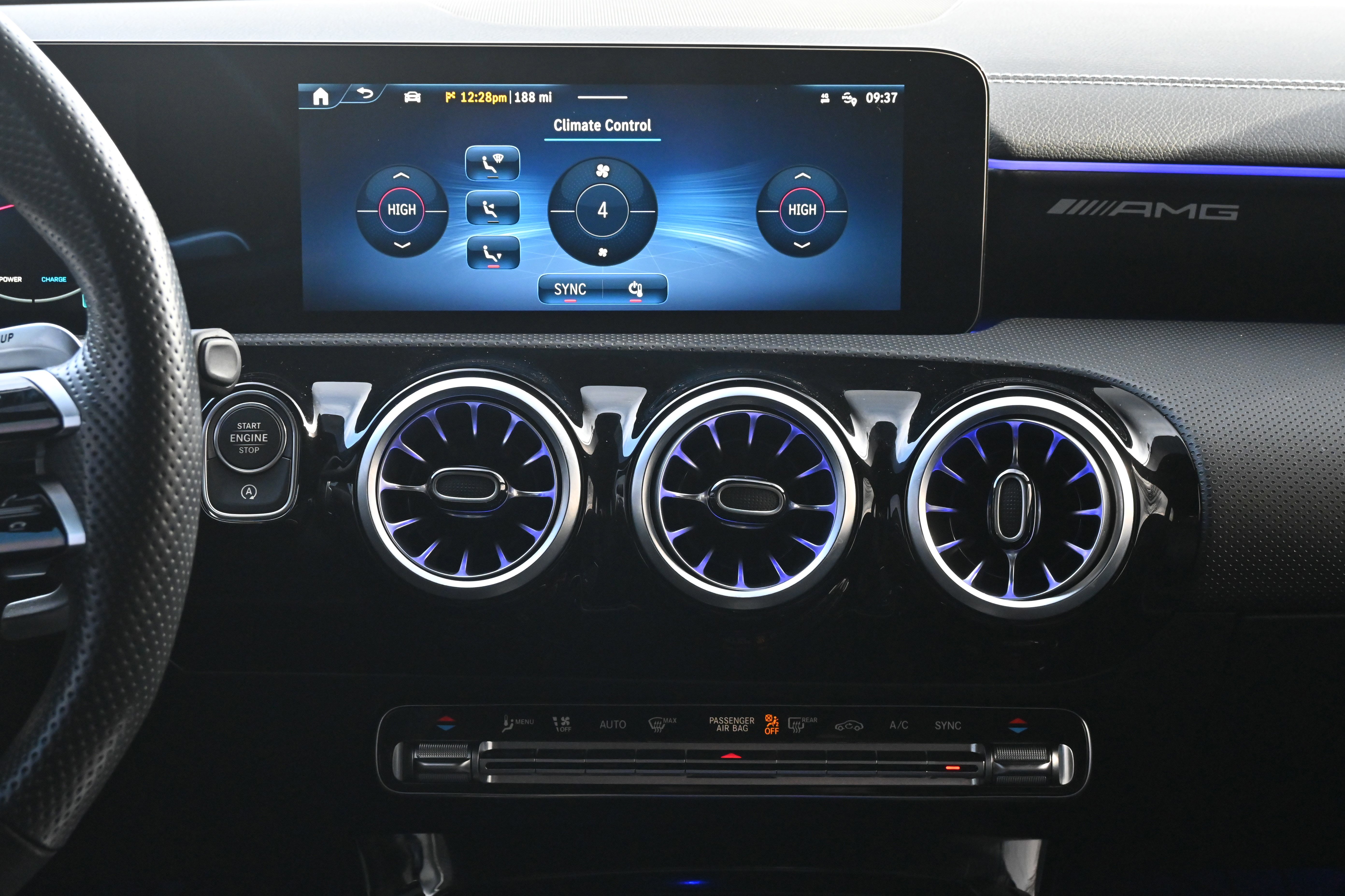 Used 2024 Mercedes-Benz CLA 35 AMG 4MATIC image 33