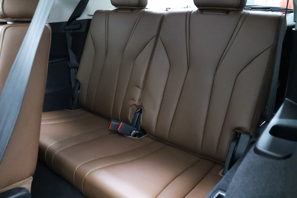 Certified 2023 Acura MDX SH-AWD w/ Technology Package image 10