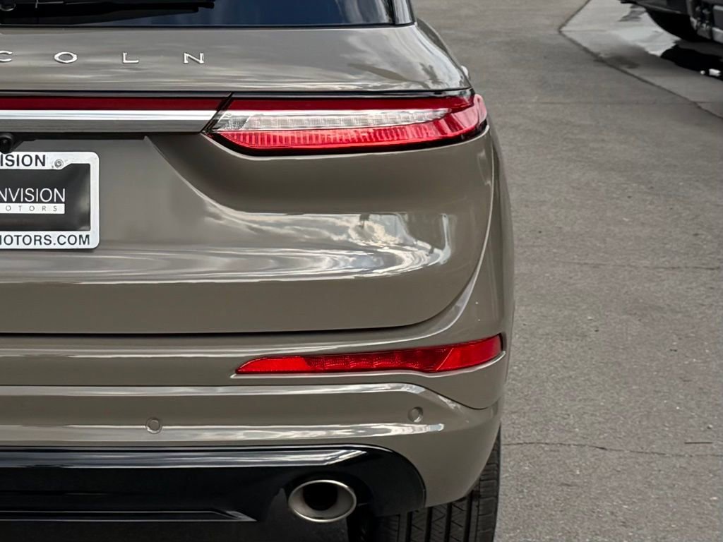 Used 2025 Lincoln Corsair FWD w/ Equipment Group 101A image 9