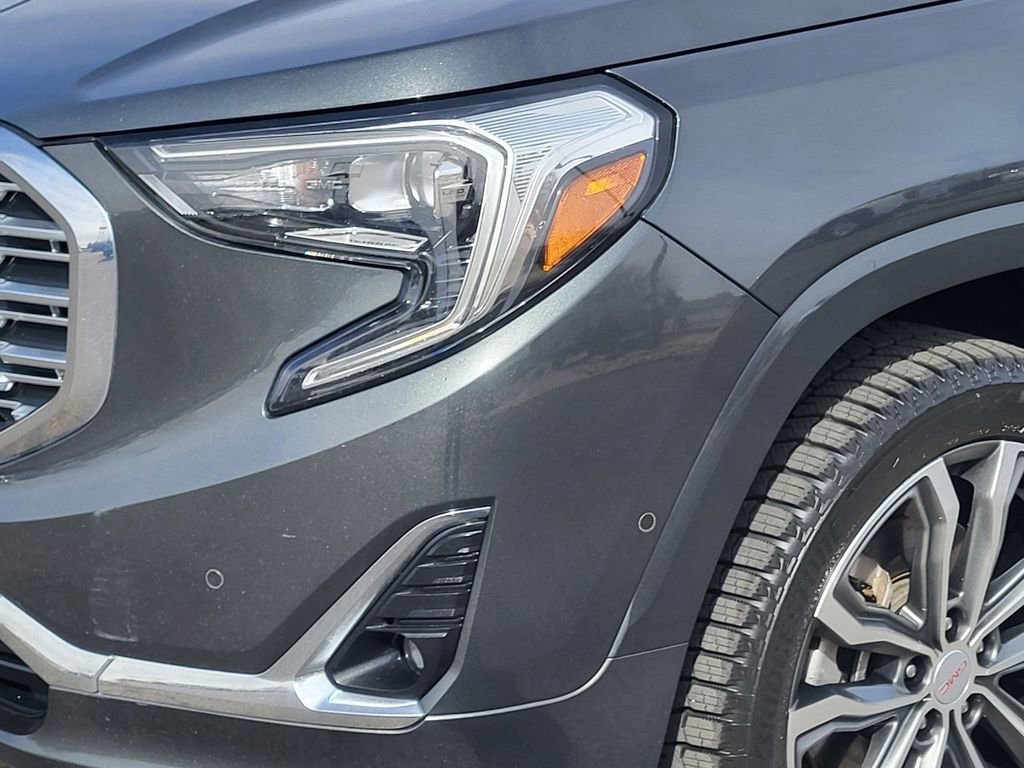 Used 2019 GMC Terrain Denali w/ Advanced Safety Package image 5