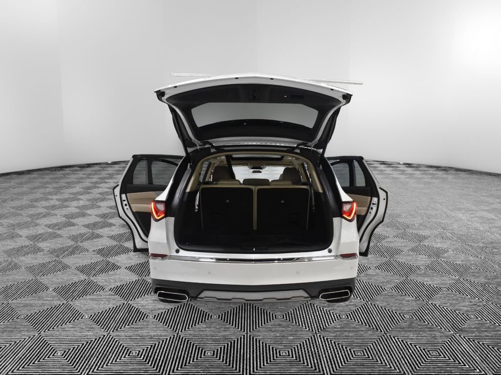 Used 2025 Acura MDX SH-AWD w/ Technology Package image 9