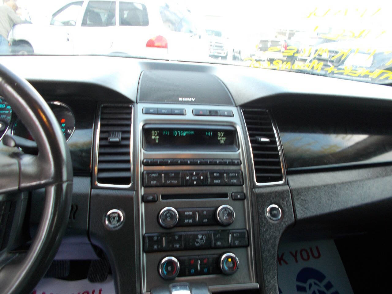 Used 2010 Ford Taurus Limited image 12