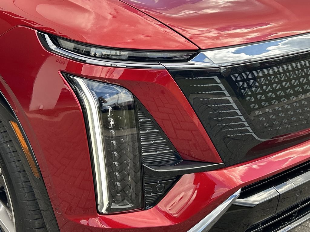 New 2026 Cadillac Vistiq Sport image 7