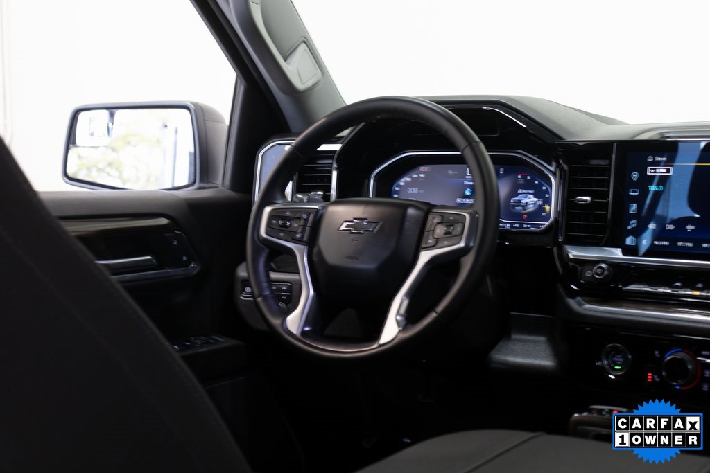 Used 2024 Chevrolet Silverado 1500 LT Trail Boss w/ Dark Appearance Package image 21