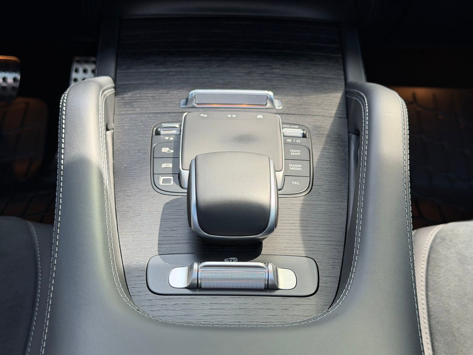 Certified 2025 Mercedes-Benz GLE 53 AMG 4MATIC Coupe image 21