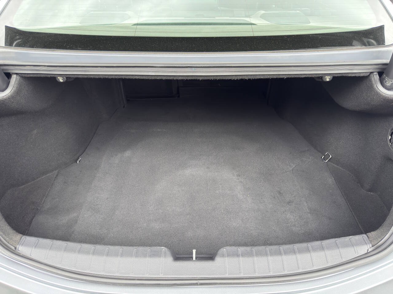 Used 2016 Hyundai Azera FWD image 18
