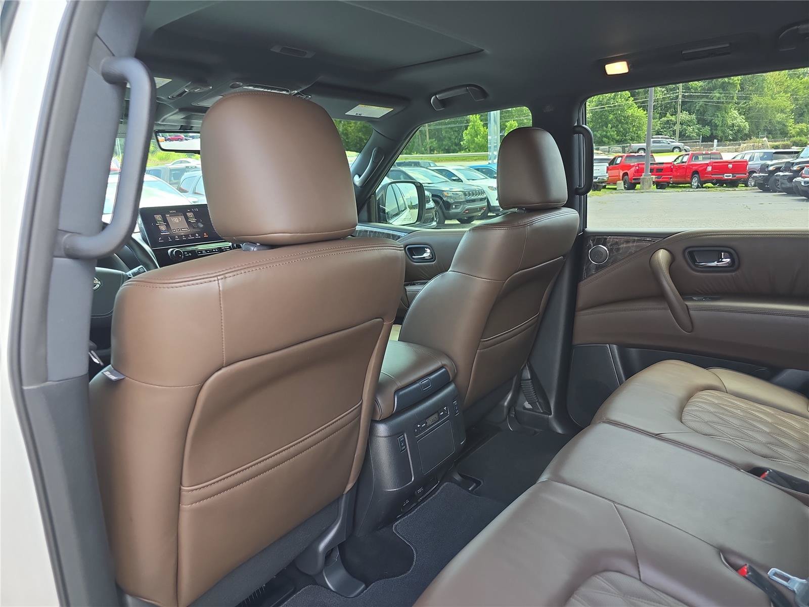 Used 2024 Nissan Armada Platinum w/ Cargo Package RWD image 16
