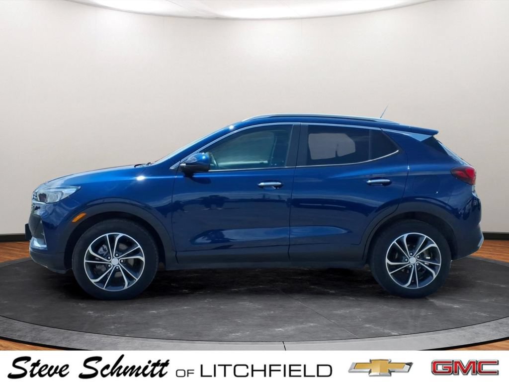 Certified 2022 Buick Encore GX Select w/ Safety Package II AWD/4WD image 2