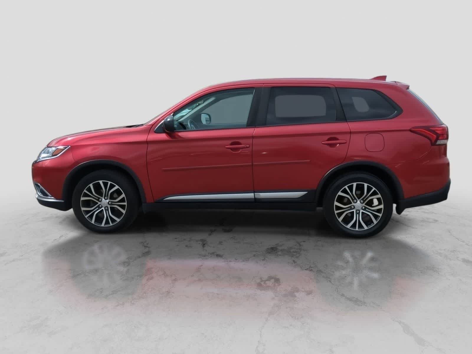 Used 2018 Mitsubishi Outlander ES AWD/4WD image 5