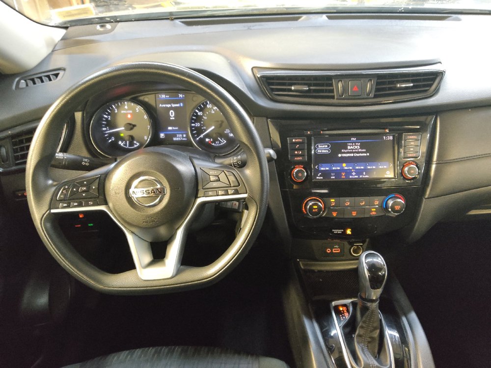 Used 2020 Nissan Rogue S FWD image 22