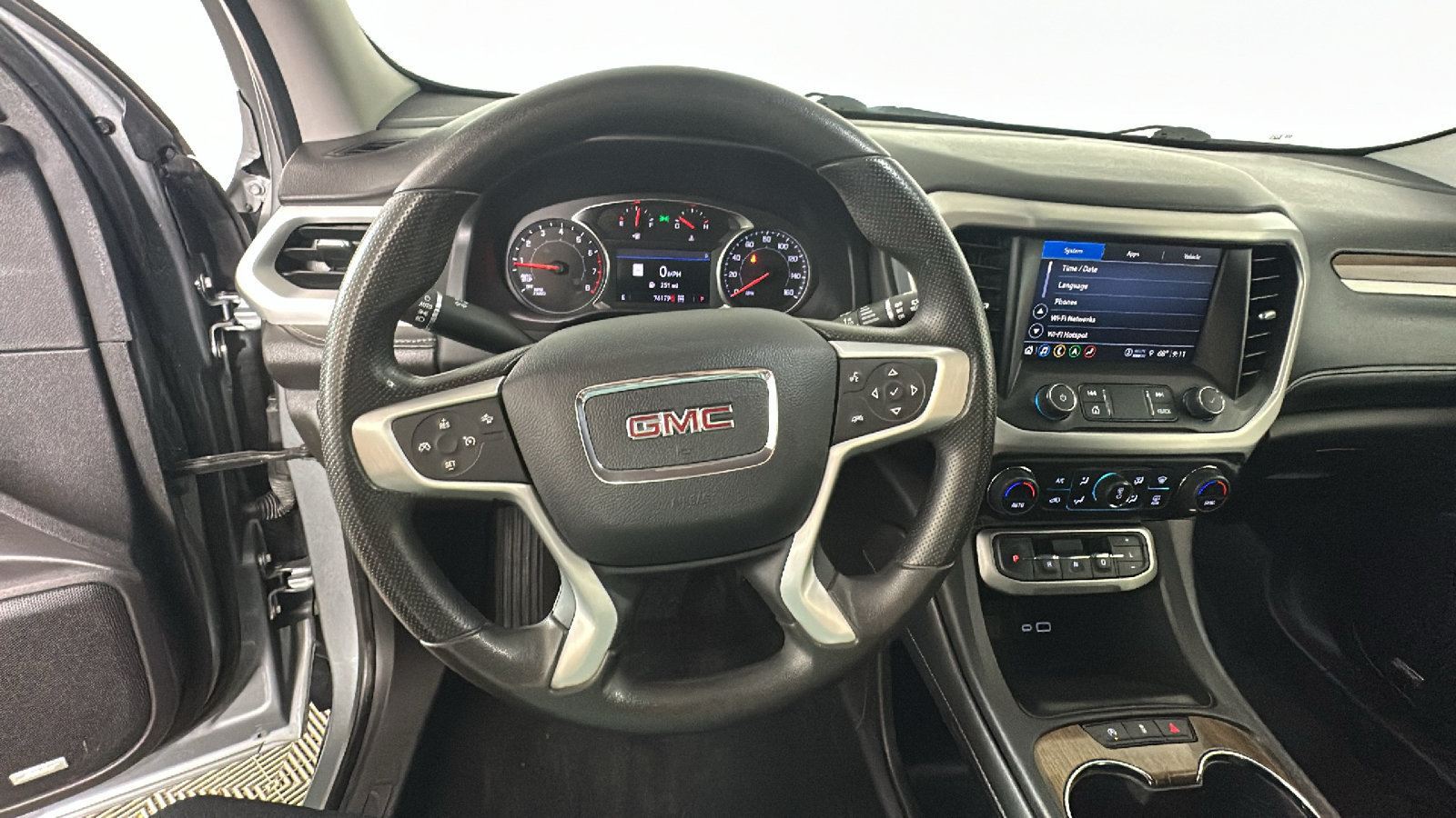 Used 2023 GMC Acadia SLE w/ Driver Convenience Package AWD/4WD image 18