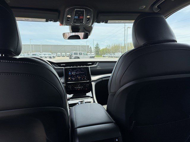 New 2025 Jeep Grand Cherokee L Altitude image 29