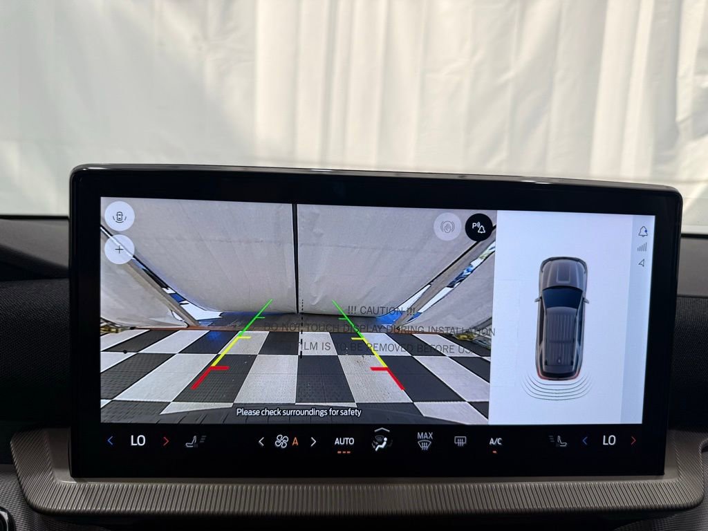 New 2025 Ford Explorer Active image 29