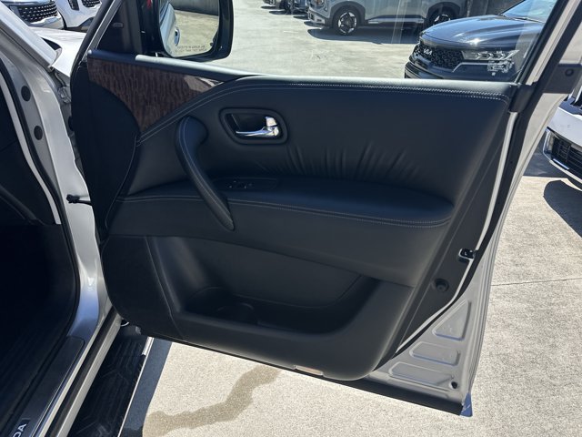 Used 2019 Nissan Armada Platinum w/ Captain's Chairs Package RWD image 29