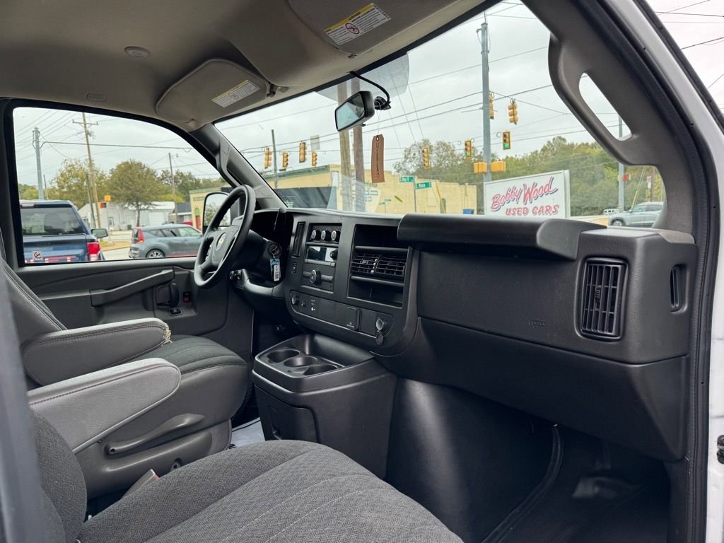 Used 2024 Chevrolet Express 2500 w/ Driver Convenience Package RWD image 10