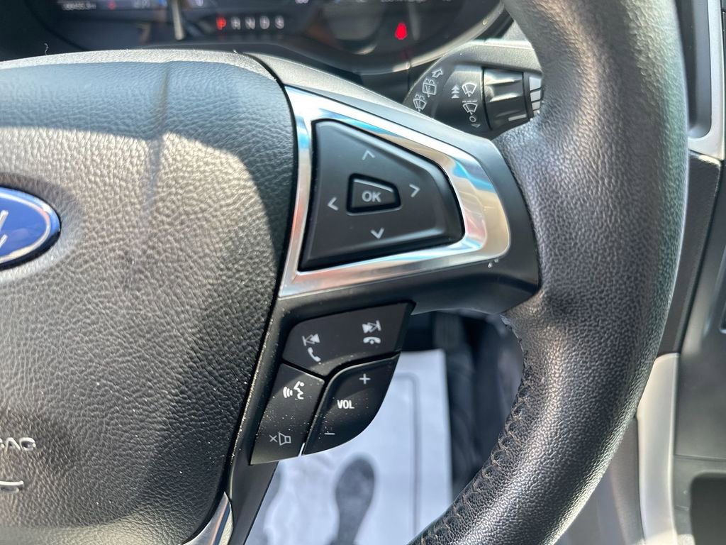 Used 2022 Ford Edge SEL image 18