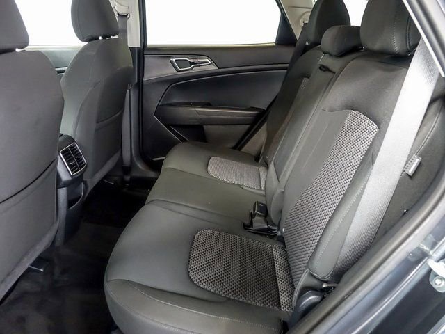 Used 2024 Kia Sportage LX image 10