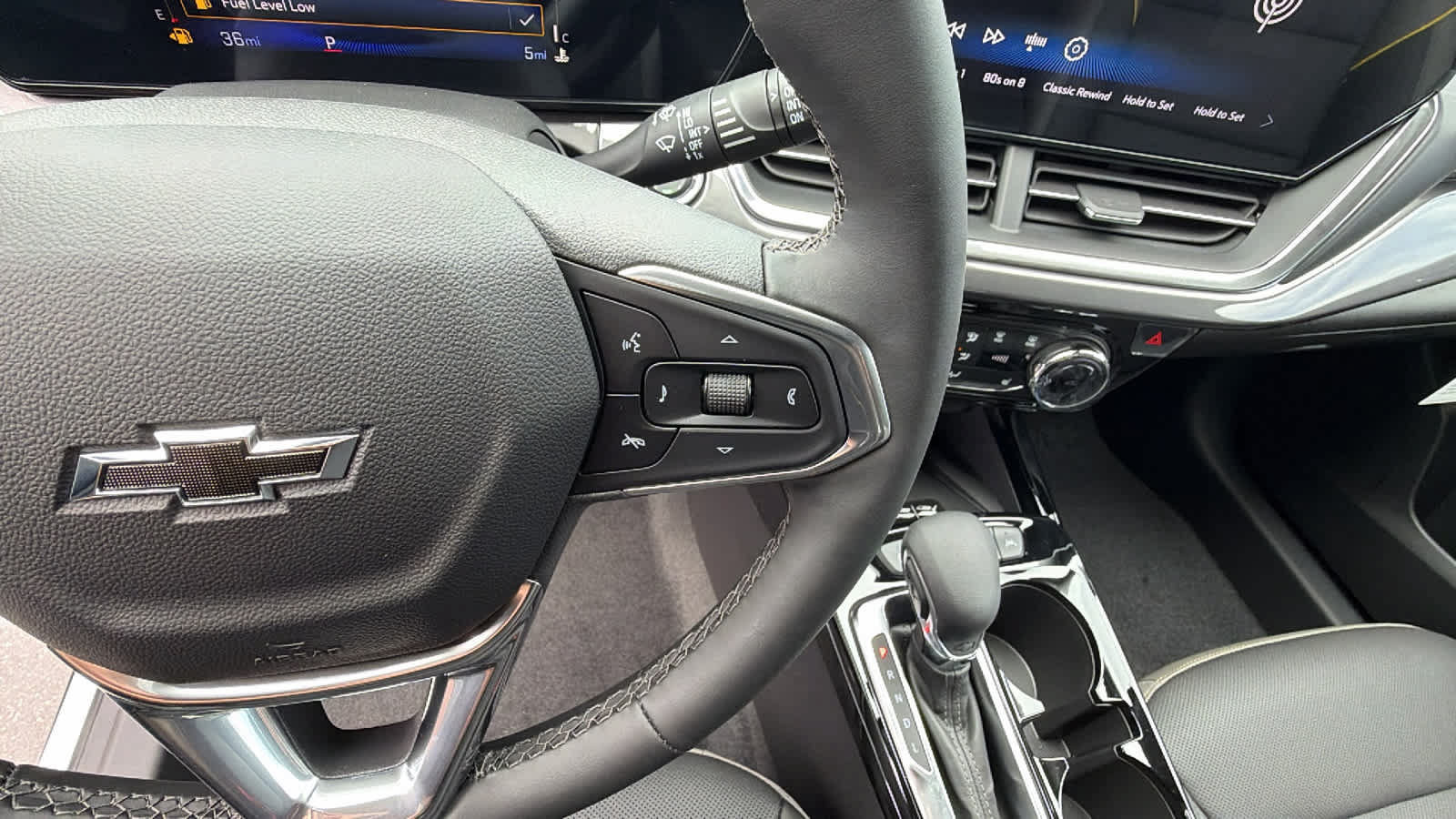 New 2026 Chevrolet Trax ACTIV w/ Sunroof Package FWD image 20