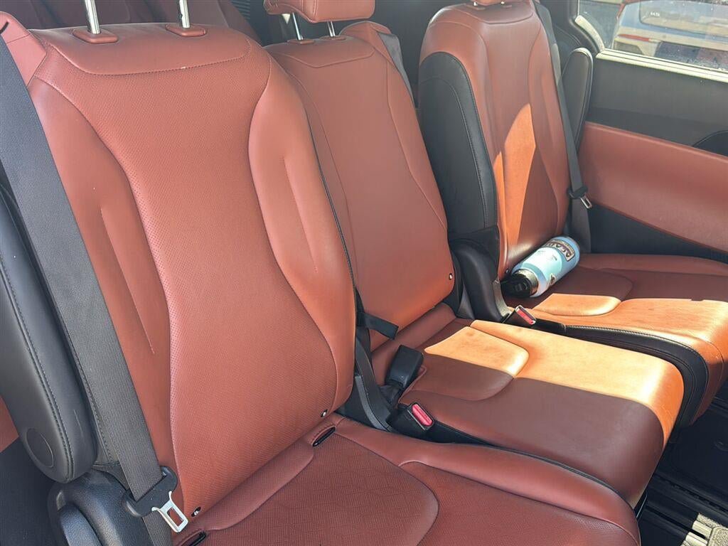 Used 2024 Kia Carnival SX FWD image 19