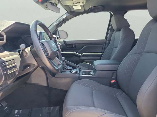 Used 2026 Toyota Tacoma SR5 AWD/4WD image 17