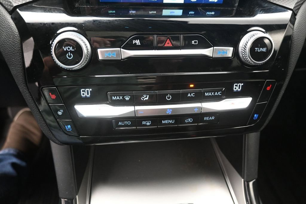 Used 2021 Ford Explorer ST w/ Equipment Group 401A AWD/4WD image 9