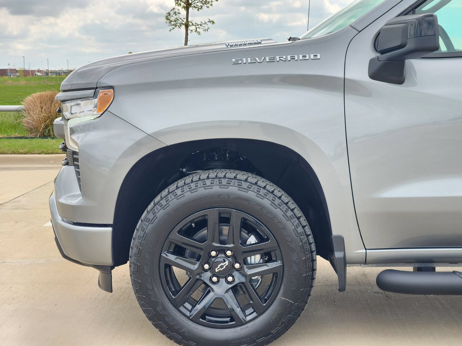 New 2026 Chevrolet Silverado 1500 RST w/ RST Select Package AWD/4WD image 10