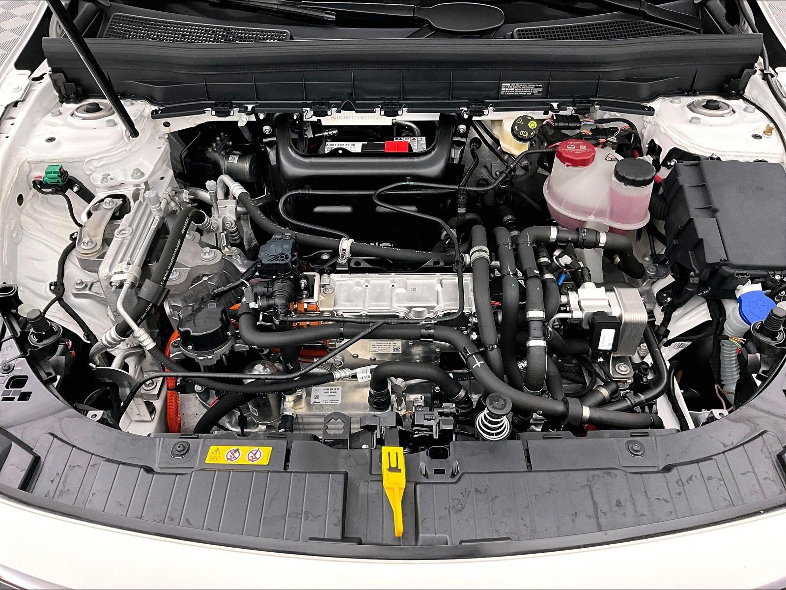 Certified 2024 Mercedes-Benz EQB 250+ image 9