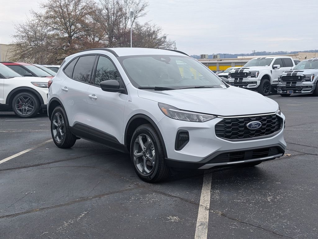 New 2026 Ford Escape ST-Line image 3