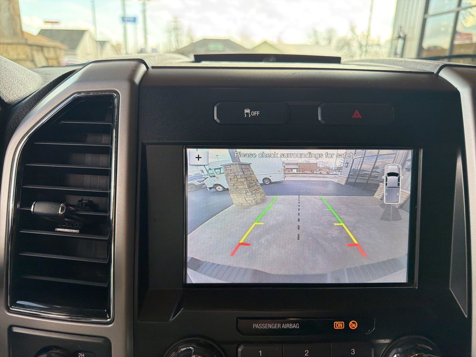 Used 2019 Ford F250 Lariat w/ Lariat Value Package AWD/4WD image 16