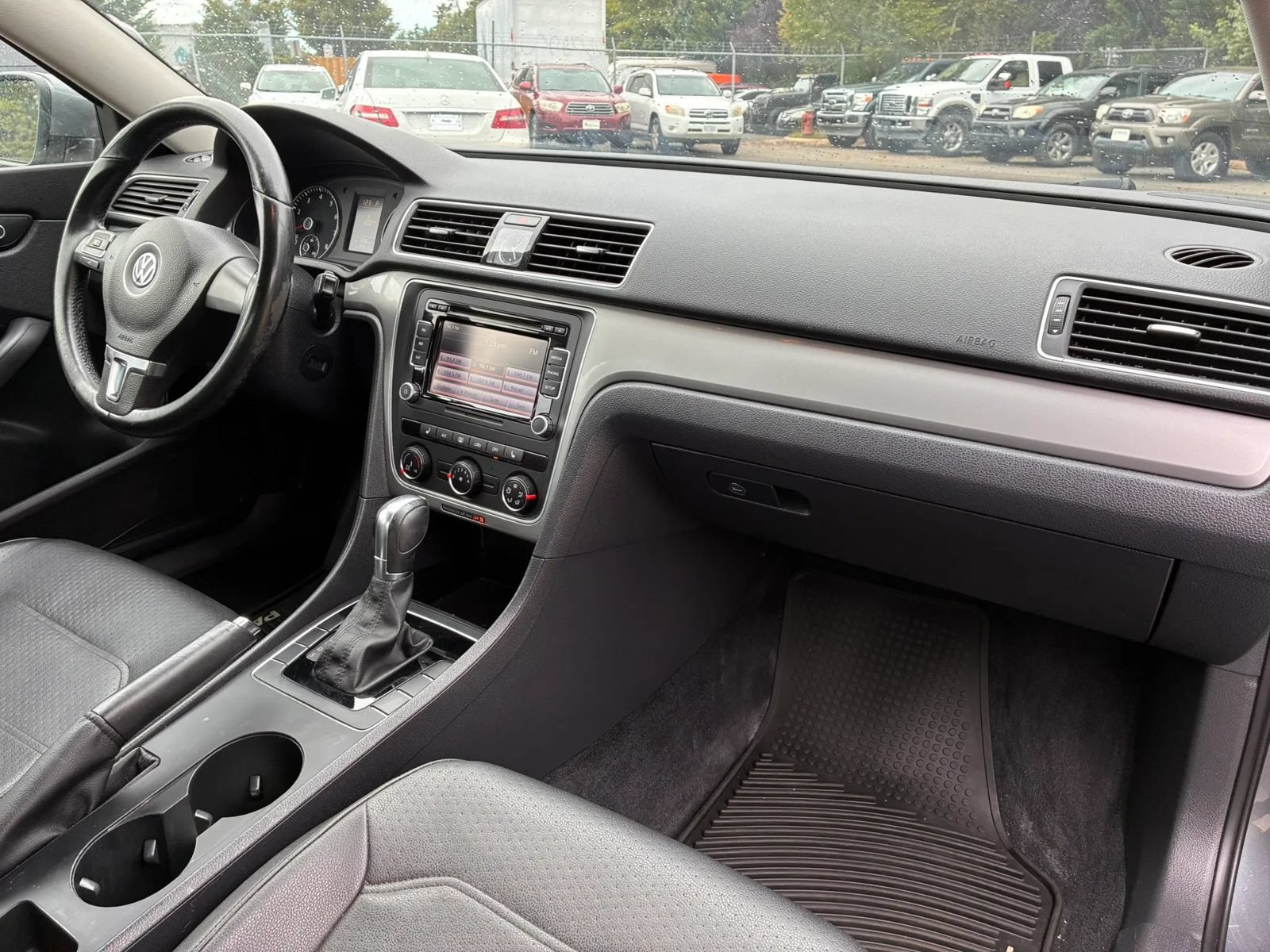 Used 2015 Volkswagen Passat 1.8T Limited Edition FWD image 19