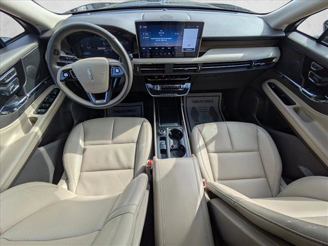 Used 2023 Lincoln Corsair Reserve video 3