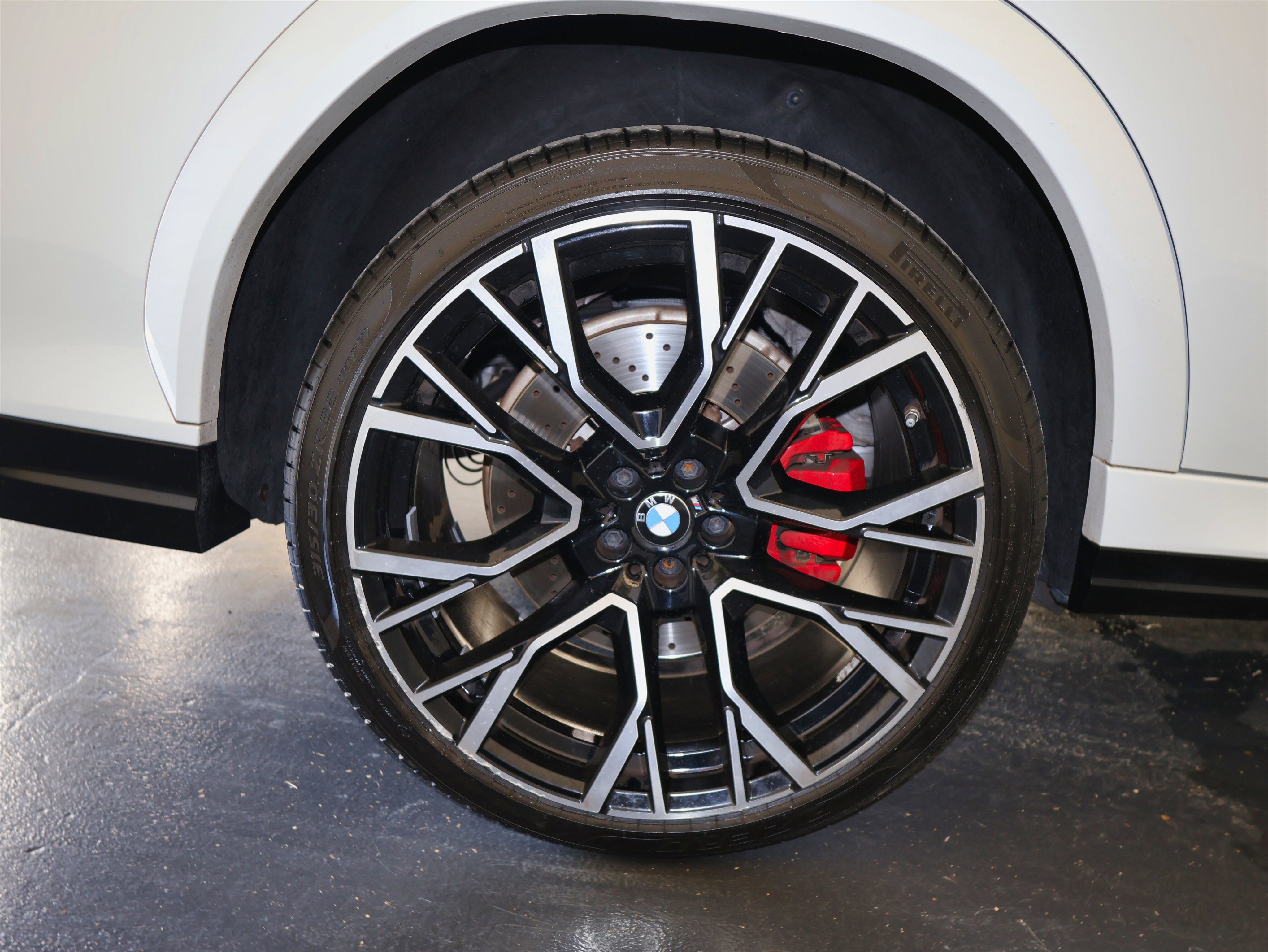 Used 2021 BMW X6 M w/ Executive Package image 63