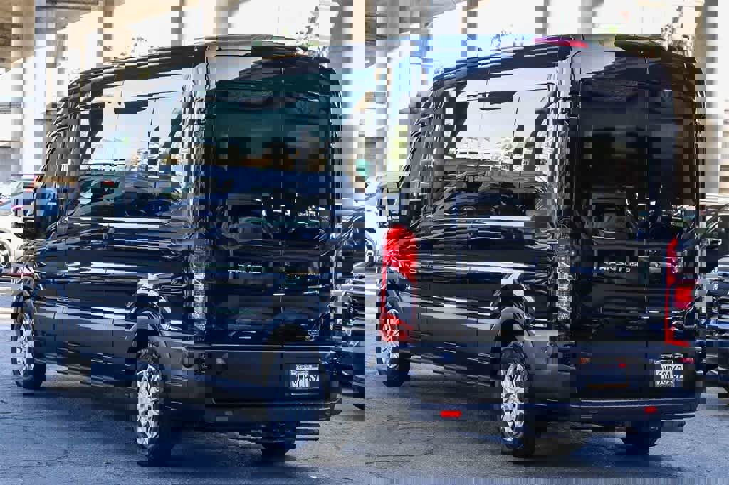 Used 2024 Ford Transit 350 XLT image 6
