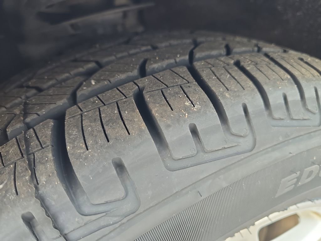 Used 2024 Ford Edge SEL image 27