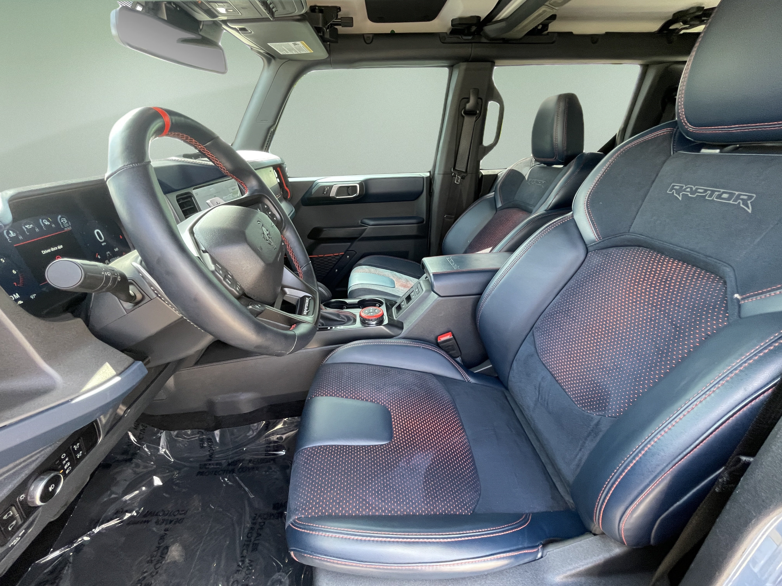 Used 2025 Ford Bronco Raptor AWD/4WD image 12
