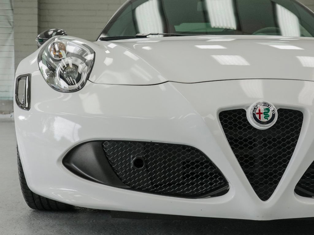 Used 2018 Alfa Romeo 4C Coupe w/ Coupe Track Package 1 RWD image 13