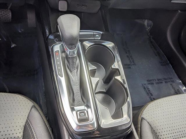 Used 2025 Chevrolet Trax LT FWD image 12