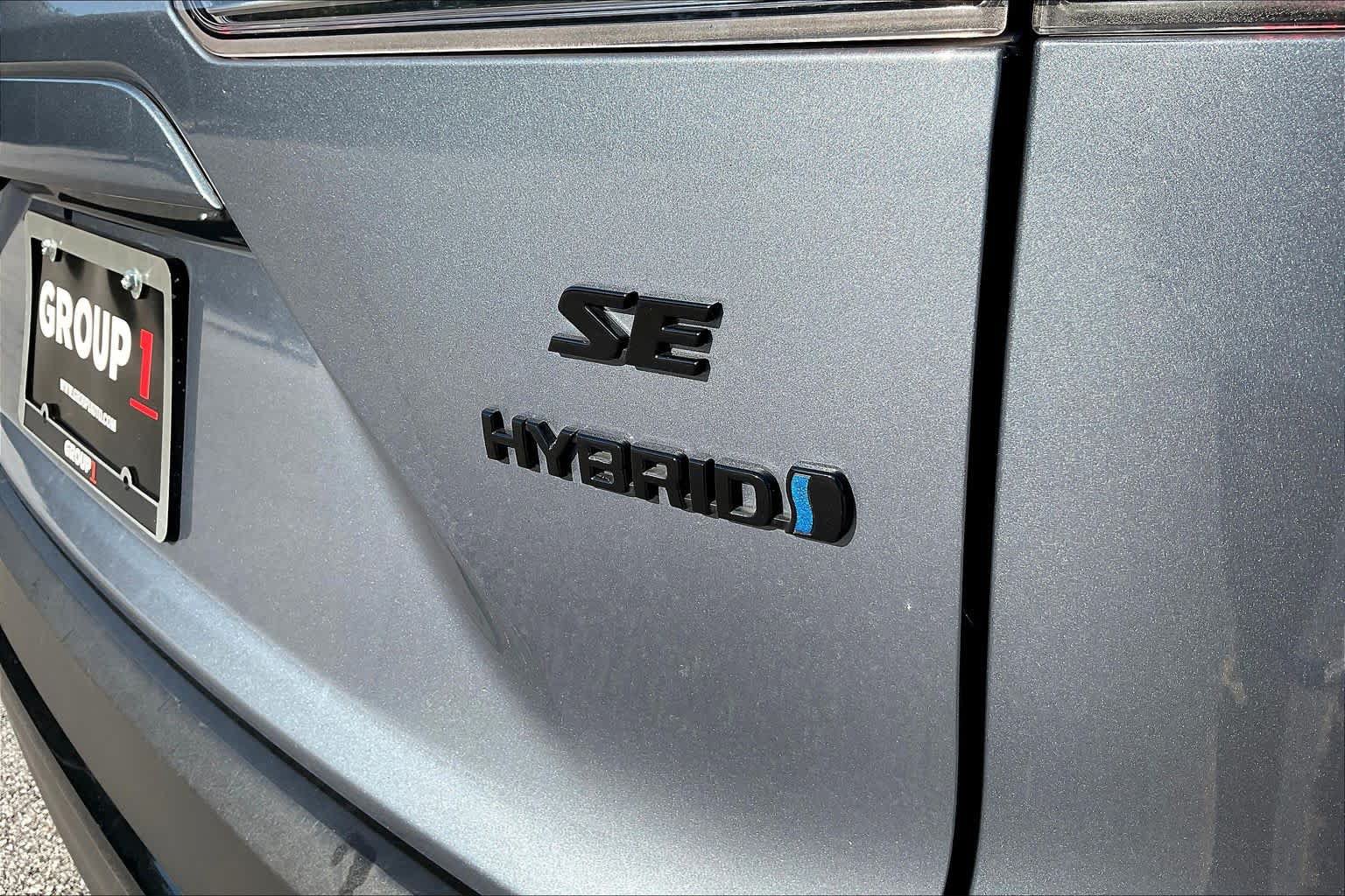 Used 2024 Toyota Corolla Cross AWD Hybrid image 10