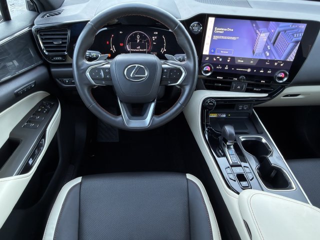 Used 2024 Lexus NX 350 AWD image 11