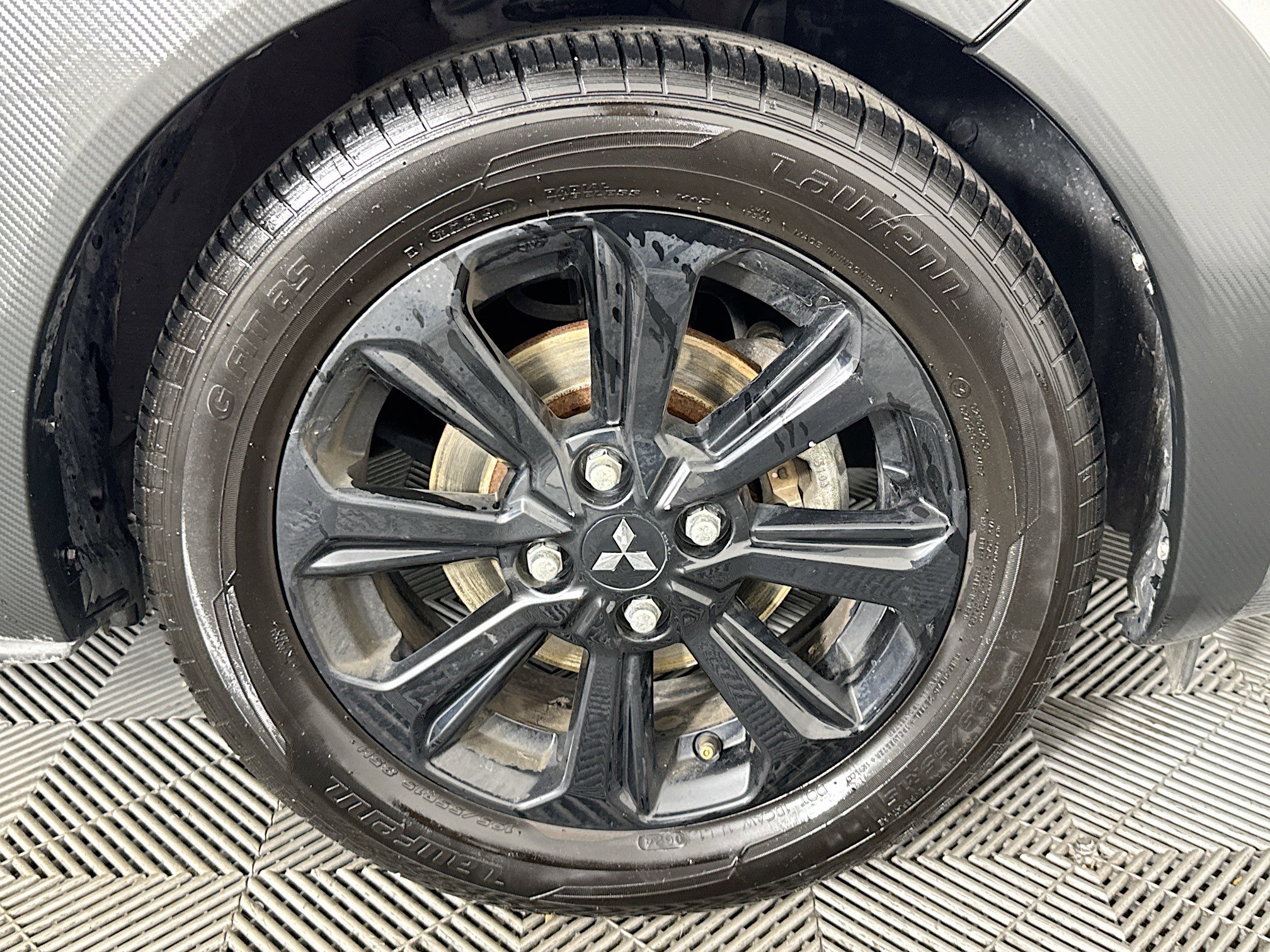 Used 2023 Mitsubishi Mirage Black Edition FWD image 30