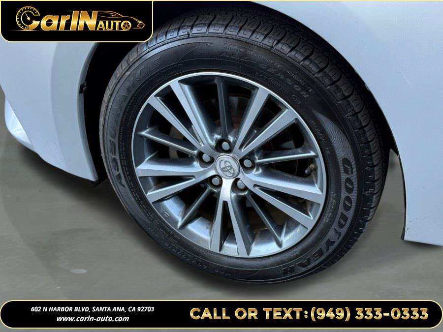 Used 2015 Toyota Corolla L FWD image 30