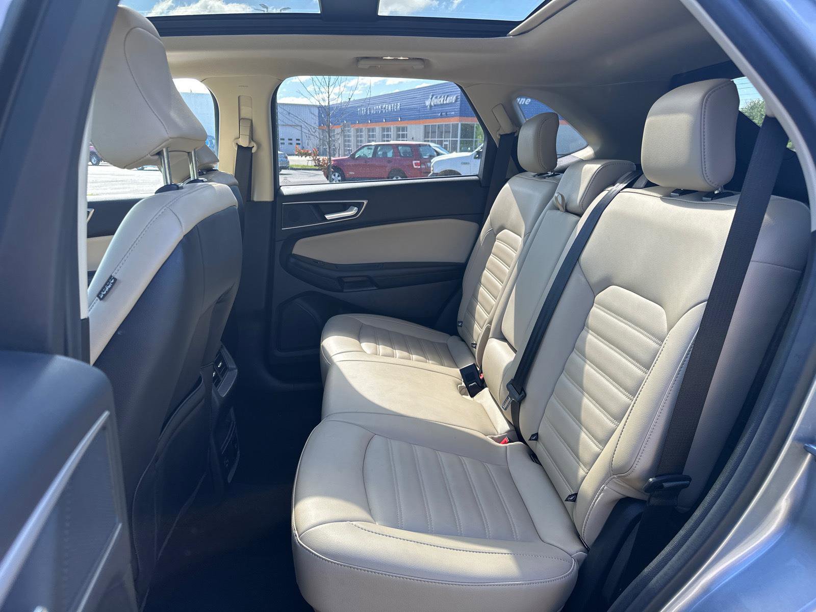 Used 2022 Ford Edge SEL w/ Convenience Package AWD/4WD image 11