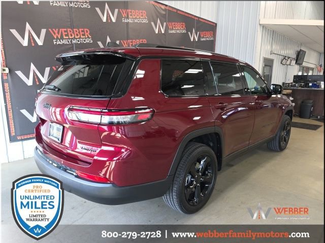 New 2025 Jeep Grand Cherokee L Limited w/ Black Appearance Package image 4