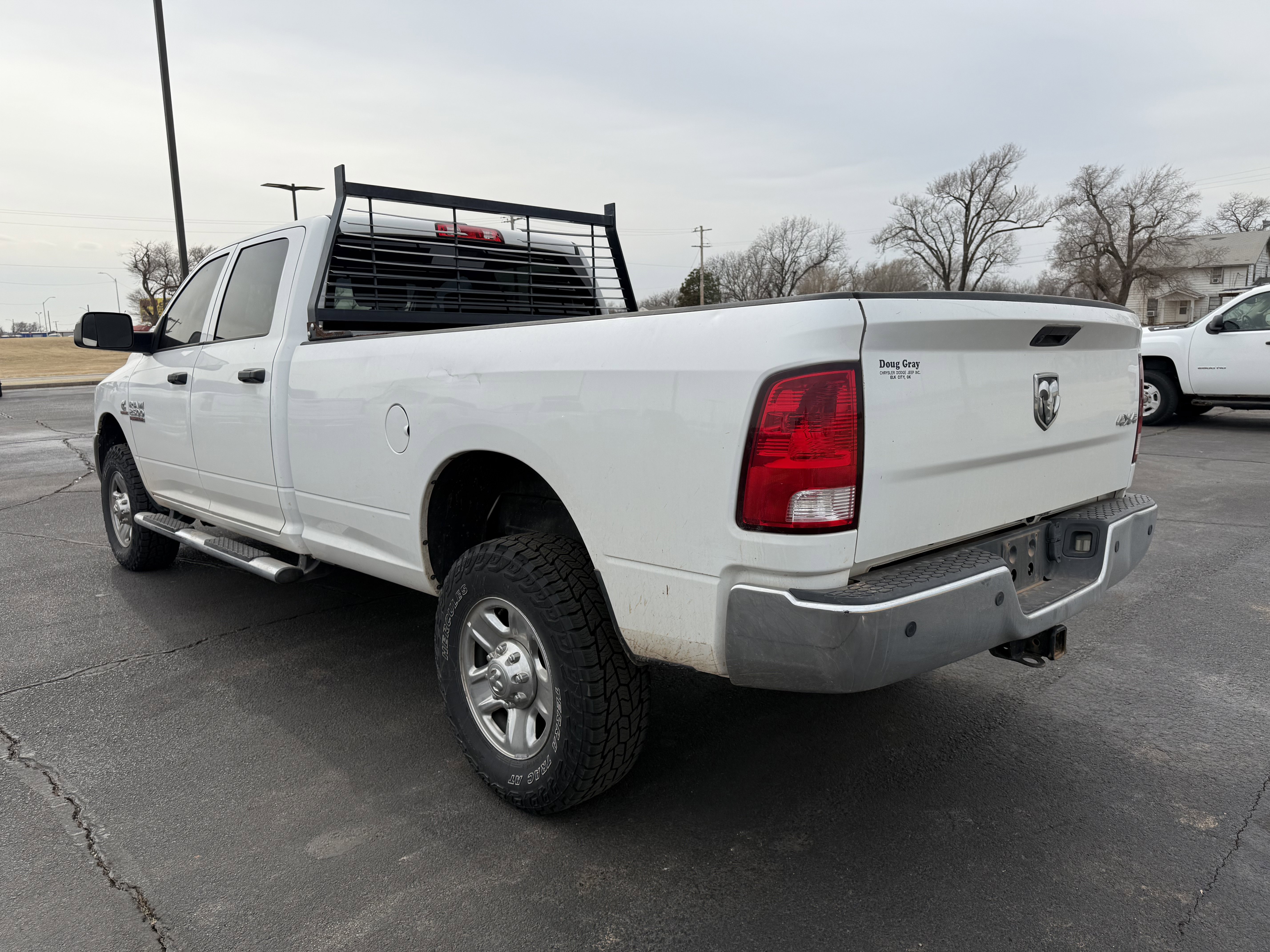 Used 2018 RAM 2500 Tradesman w/ Chrome Appearance Group AWD/4WD image 4