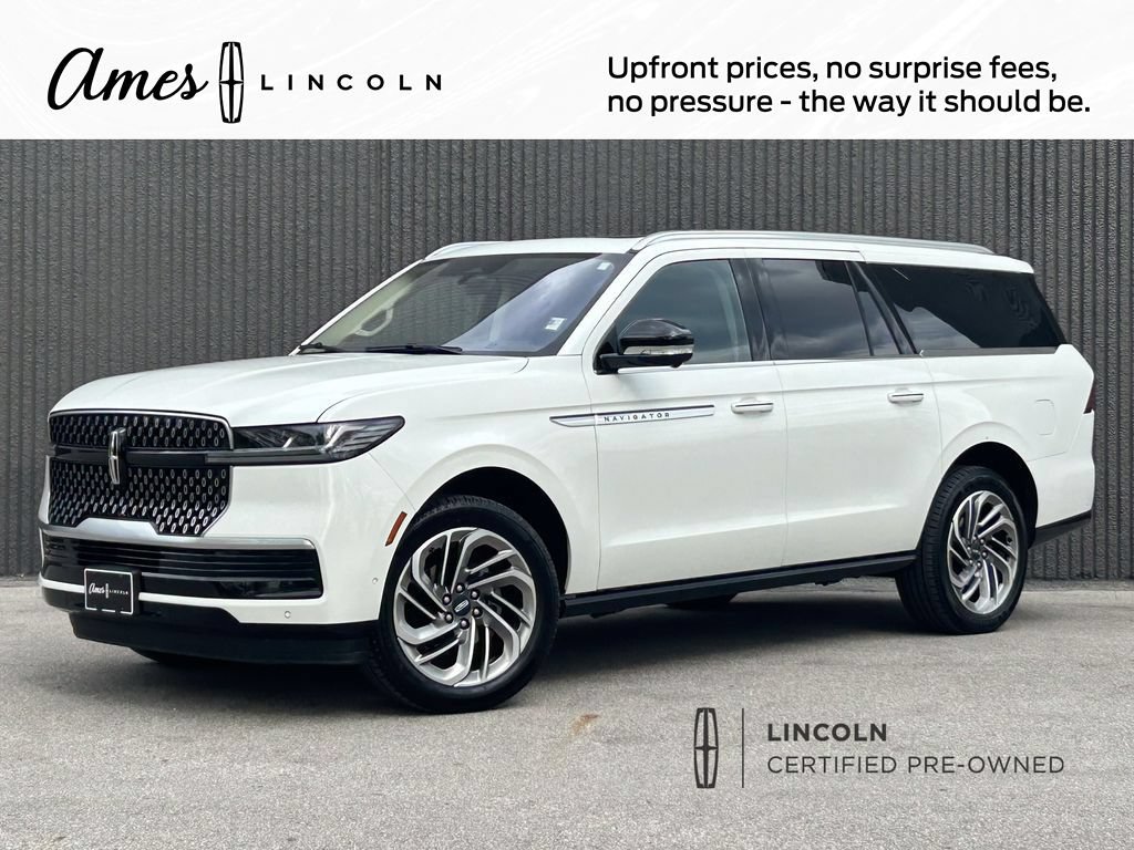 Certified 2025 Lincoln Navigator L Reserve AWD/4WD image 1