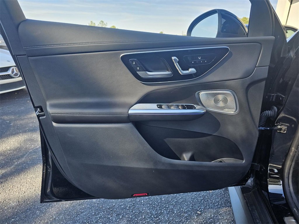 Certified 2025 Mercedes-Benz GLC 350e 4MATIC image 12