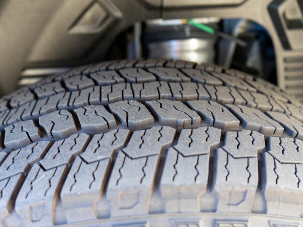 New 2025 GMC Hummer EV 3X w/ LPO, Dark Essentials Package image 35