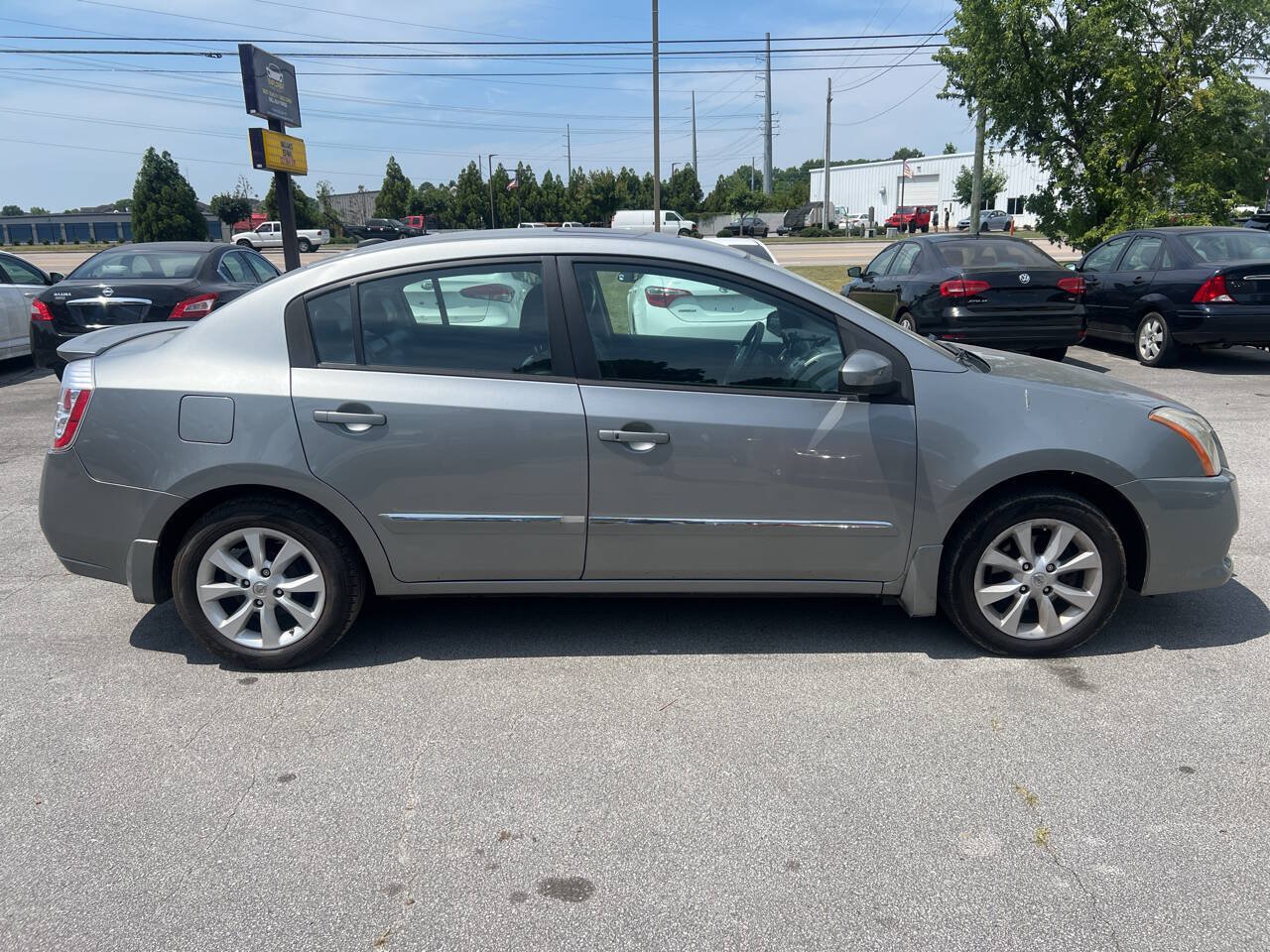 Used 2011 Nissan Sentra 2.0 SL w/ SL Special Value Pkg FWD image 5
