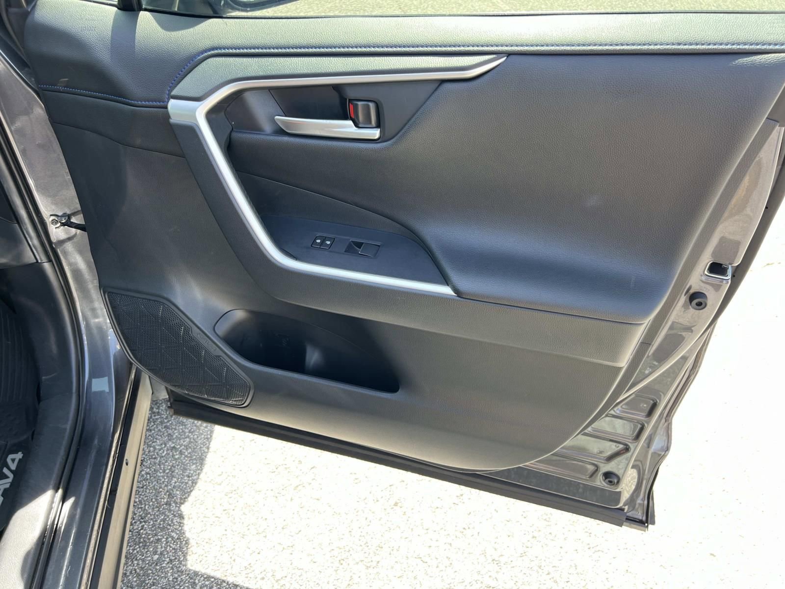 Used 2019 Toyota RAV4 XSE w/ XSE Weather Package image 14