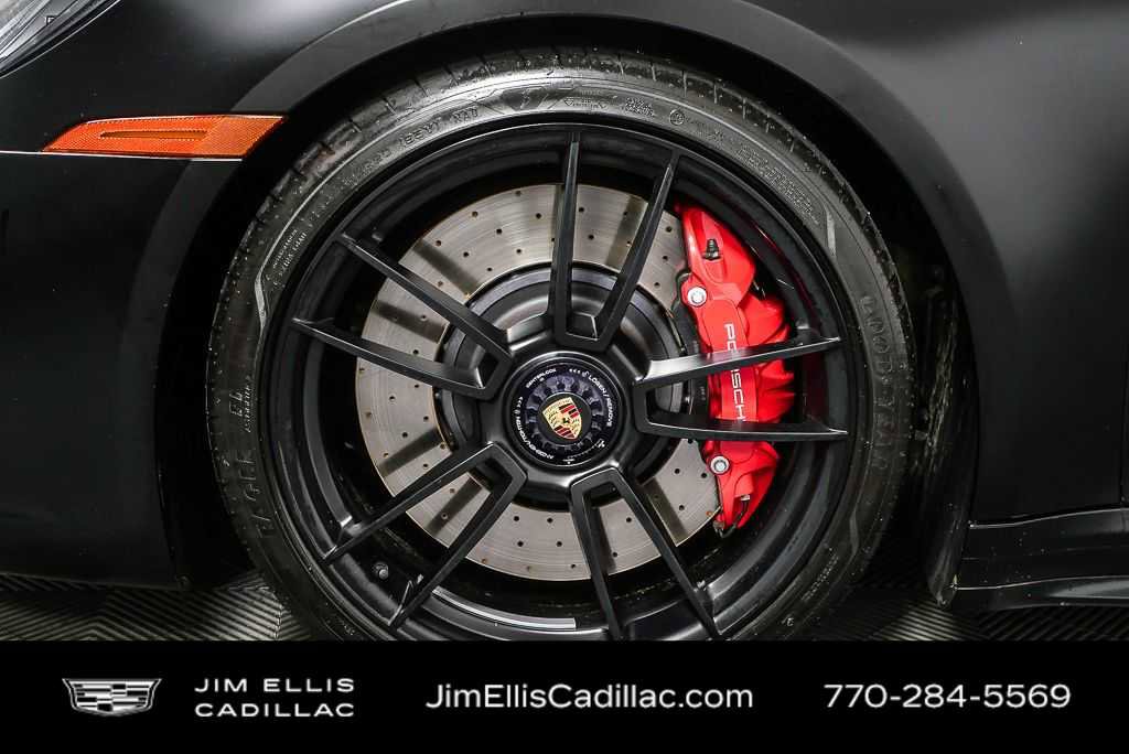 Used 2024 Porsche 911 Carrera GTS image 35